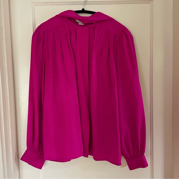 Oleg Cassini vintage silk pleated blouse - Picture 2 of 11